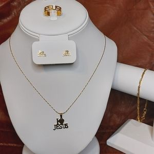 "I ❤️ JESUS": A four piece, gold-plated stainless-steel, "I love Jesus," set
